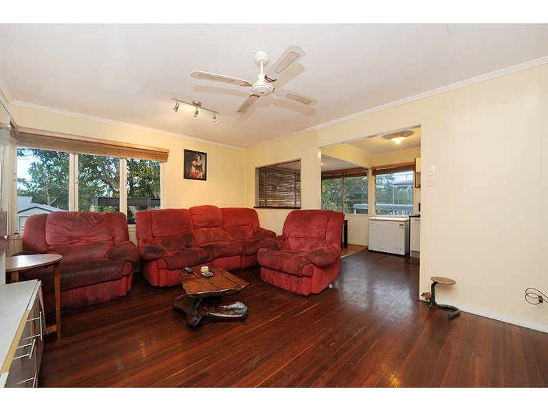 2 BlackButt street, Beerwah QLD 4519