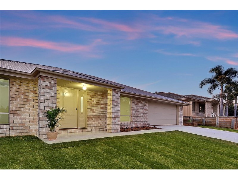 36 Kirsten Dve, Glass House Mountains QLD 4518