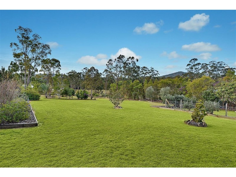 151 Storrs Road, Peachester QLD 4519