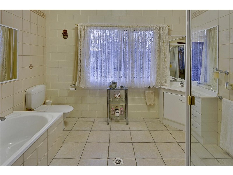 151 Storrs Road, Peachester QLD 4519