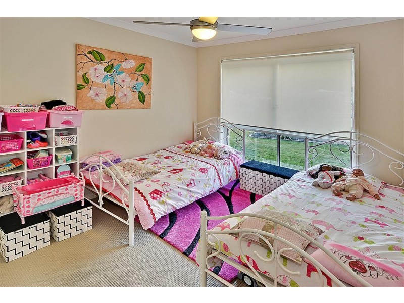 7 Taryn Close, Glass House Mountains QLD 4518