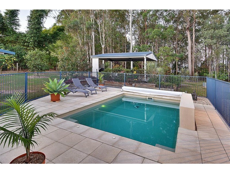 7 Taryn Close, Glass House Mountains QLD 4518