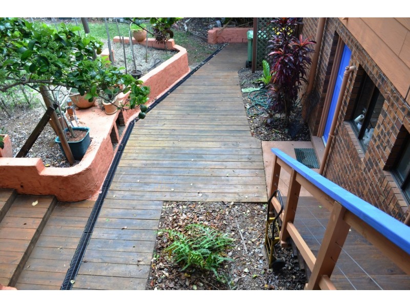 10 Ruwa Drive, Glass House Mountains QLD 4518