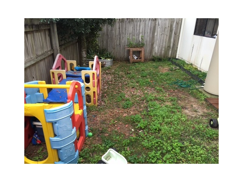 15/2A Swan Street, Beerwah QLD 4519