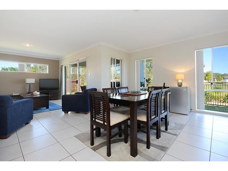 10 Monarch Place, Beerwah QLD 4519