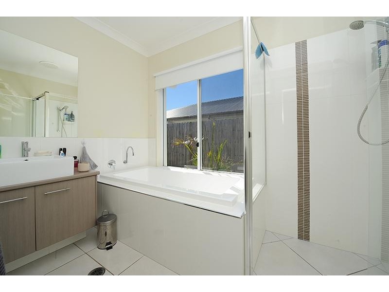 10 Monarch Place, Beerwah QLD 4519