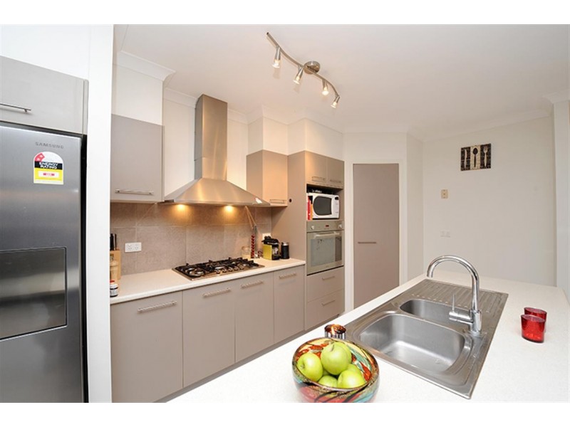 21 Parkside Drive, Beerwah QLD 4519