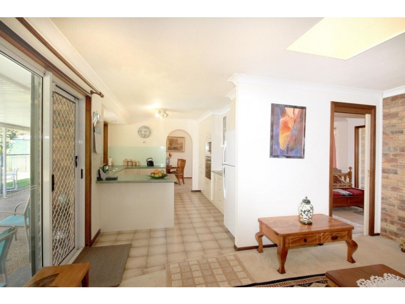 106 Kings Road, Glass House Mountains QLD 4518