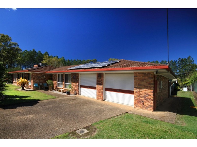 106 Kings Road, Glass House Mountains QLD 4518