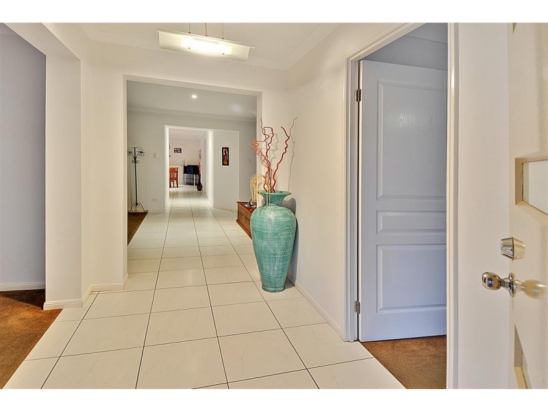 12 Flinders Av, Beerwah QLD 4519