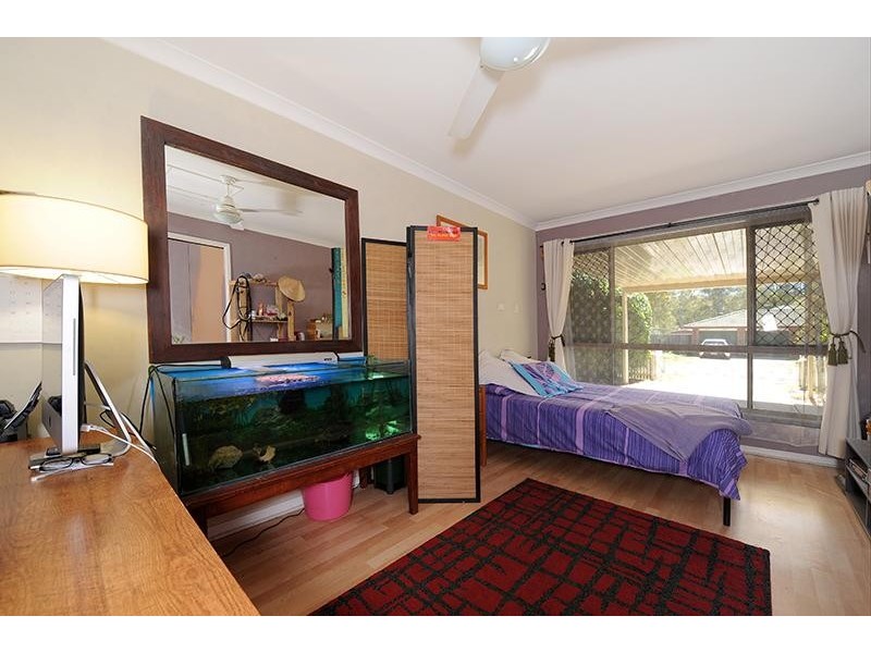 19 Paul Place, Glass House Mountains QLD 4518