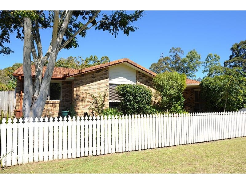 19 Paul Place, Glass House Mountains QLD 4518