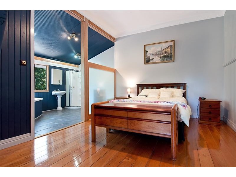 21 Bell Road, Glass House Mountains QLD 4518