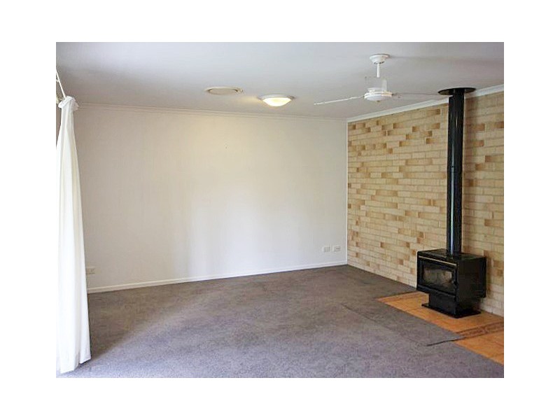 25 Isambert Road, Landsborough QLD 4550