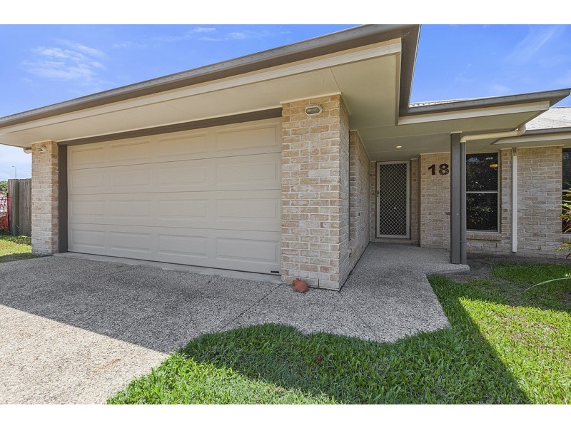 18 Crumpton Place, Beerwah QLD 4519