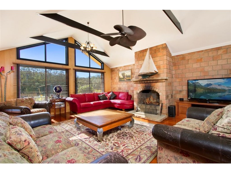 53 Hodgens Road, Crohamhurst QLD 4519