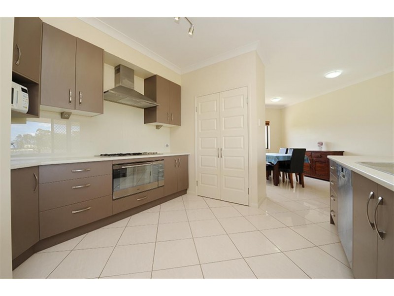 8 Bridget Crt, Beerwah QLD 4519