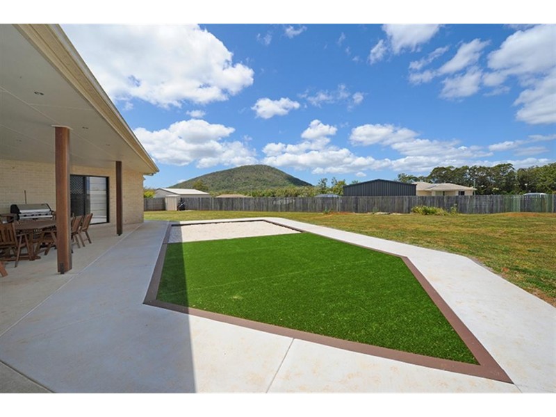 8 Bridget Crt, Beerwah QLD 4519