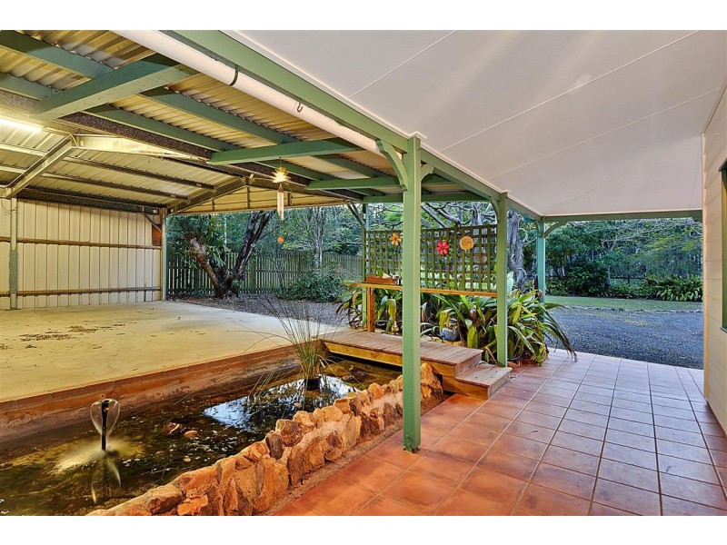 174 Endeavour Rd, Beerburrum QLD 4517