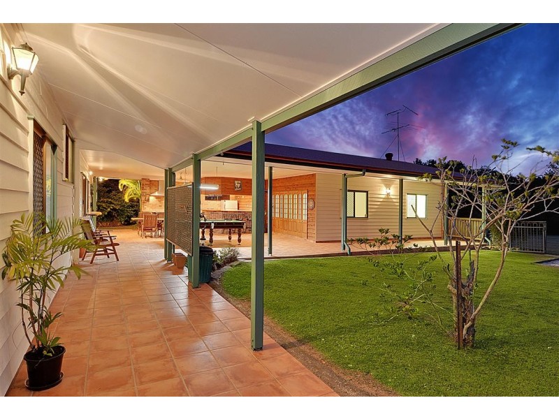 174 Endeavour Rd, Beerburrum QLD 4517