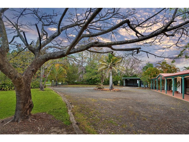 174 Endeavour Rd, Beerburrum QLD 4517