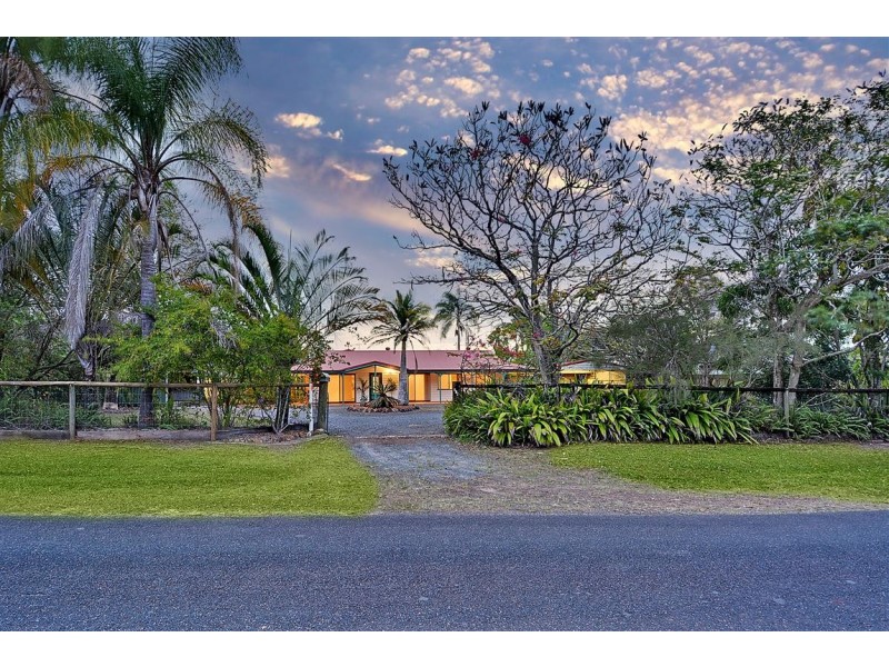 174 Endeavour Rd, Beerburrum QLD 4517