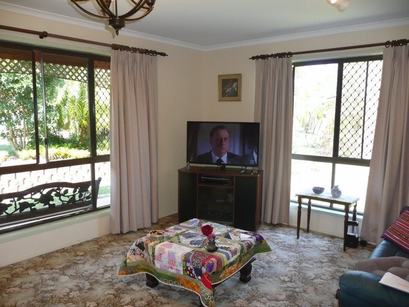 26 Turner Street, Beerwah QLD 4519