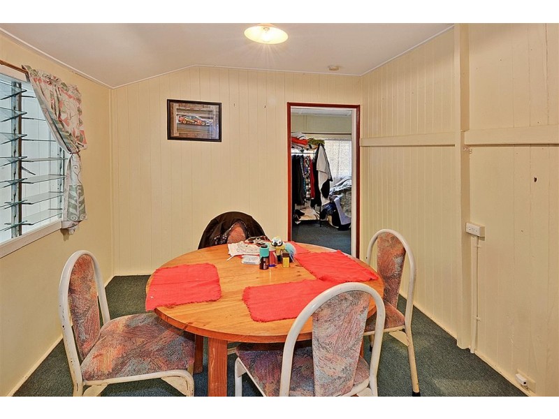 57 Beerwah Pde, Beerwah QLD 4519