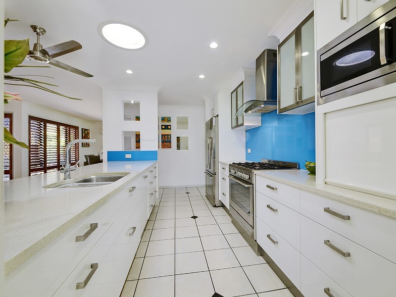 7 PARKVIEW ROAD, Glass House Mountains QLD 4518