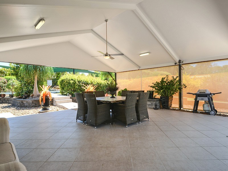 7 PARKVIEW ROAD, Glass House Mountains QLD 4518