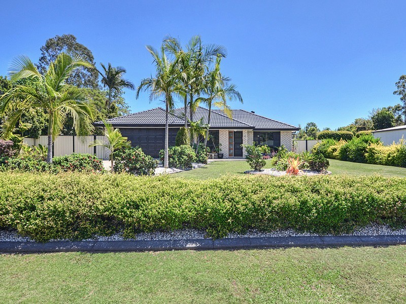 7 PARKVIEW ROAD, Glass House Mountains QLD 4518