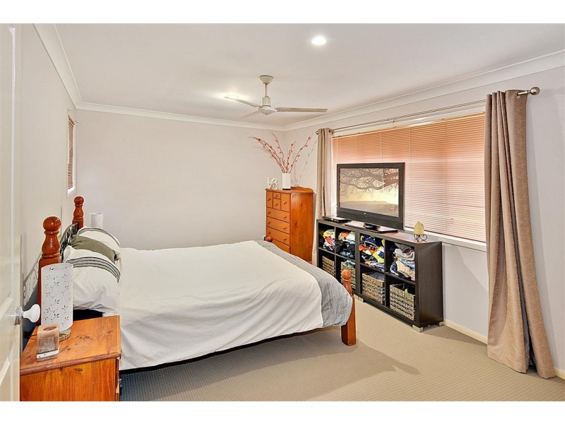 1 Olivia Court, Landsborough QLD 4550