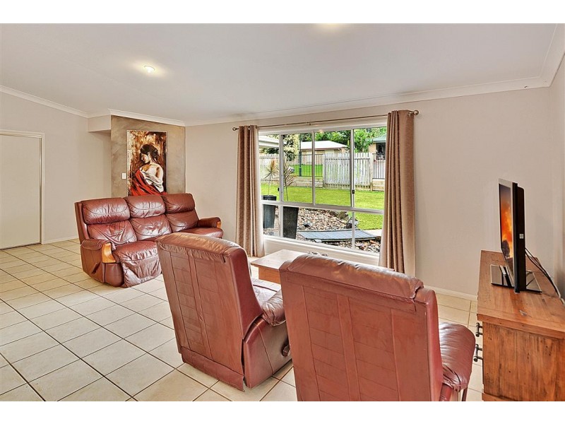 1 Olivia Court, Landsborough QLD 4550