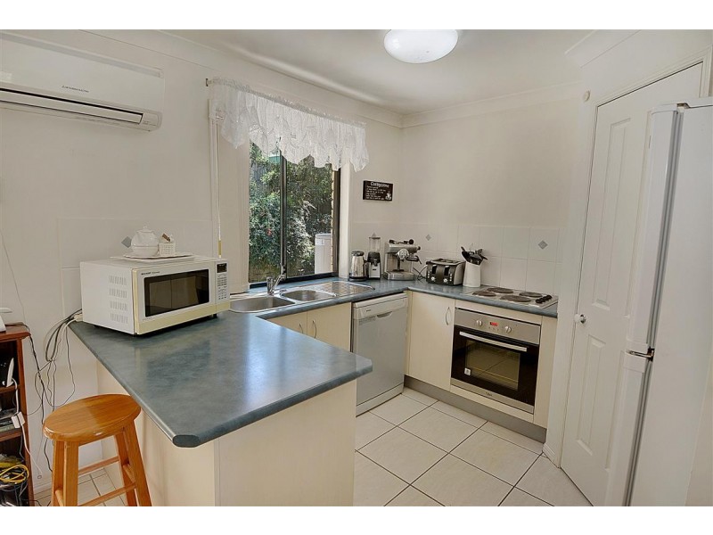 9 Olivia Court, Landsborough QLD 4550