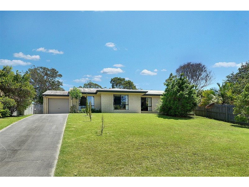 9 Olivia Court, Landsborough QLD 4550