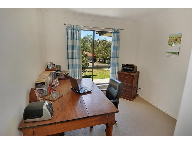 9 Olivia Court, Landsborough QLD 4550