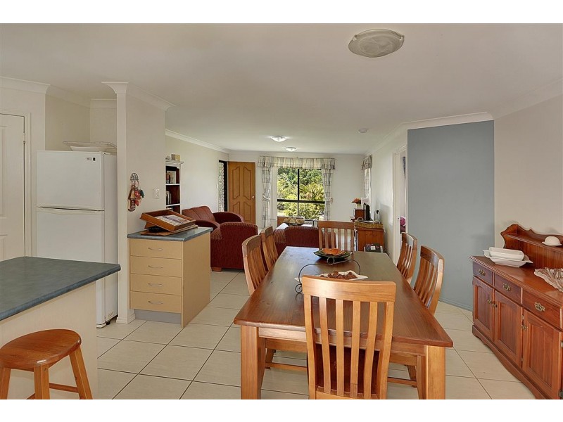 9 Olivia Court, Landsborough QLD 4550