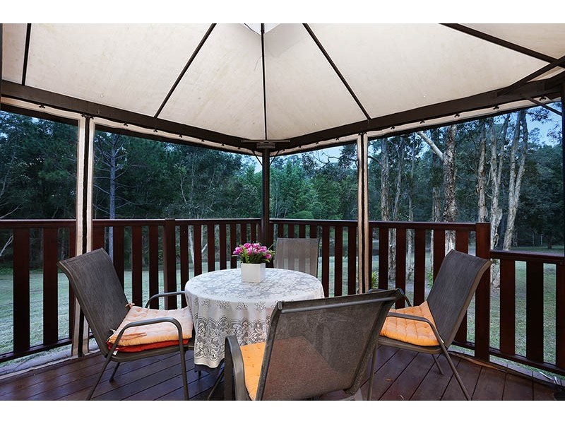 66 Calderwood Road, Landsborough QLD 4550