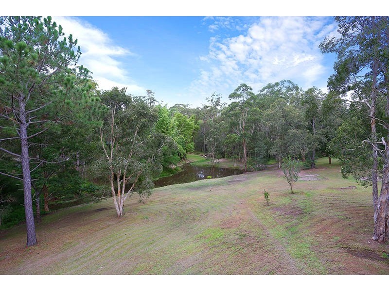 66 Calderwood Road, Landsborough QLD 4550