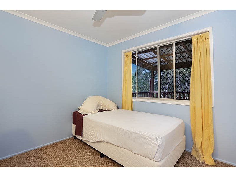 66 Calderwood Road, Landsborough QLD 4550