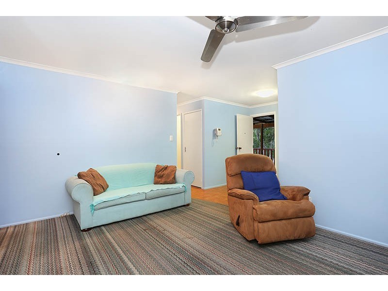 66 Calderwood Road, Landsborough QLD 4550