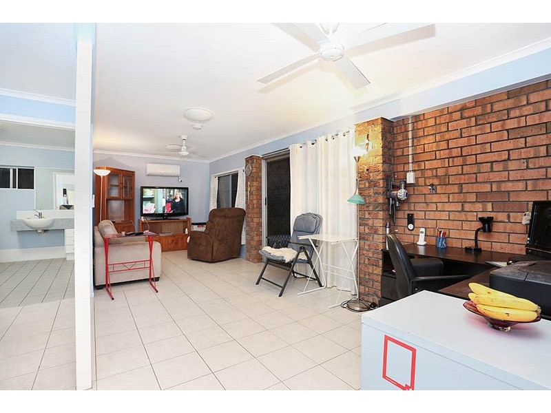 66 Calderwood Road, Landsborough QLD 4550