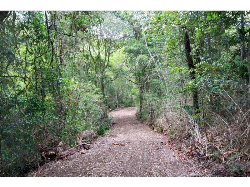 1900 – Lot 4 Maleny-Stanley River Road, Maleny QLD 4552