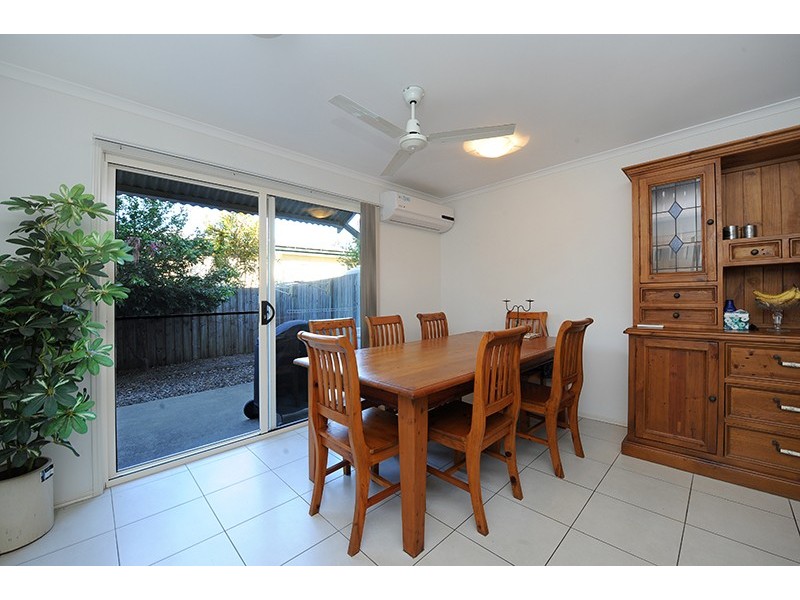 2/25 Maleny Street, Landsborough QLD 4550