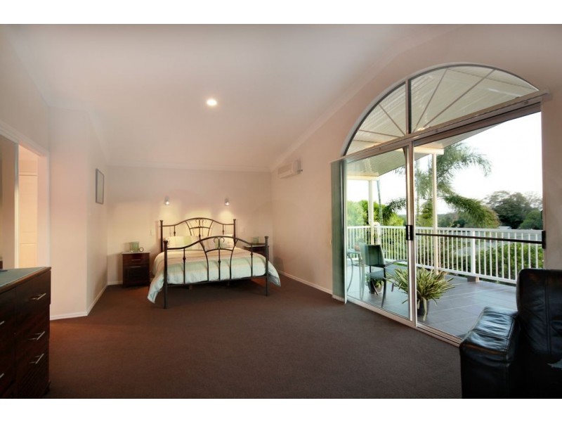 12 Hempstock Street, Glass House Mountains QLD 4518