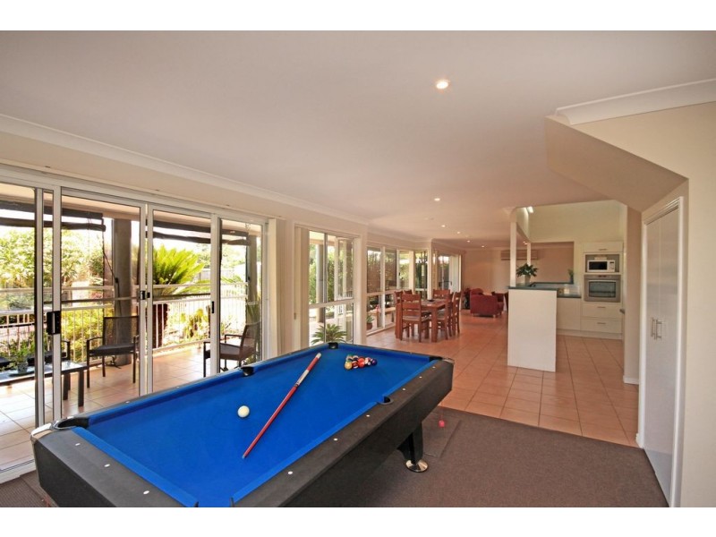 12 Hempstock Street, Glass House Mountains QLD 4518