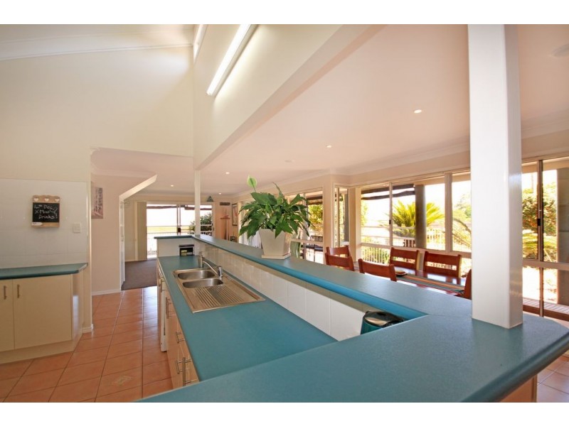 12 Hempstock Street, Glass House Mountains QLD 4518