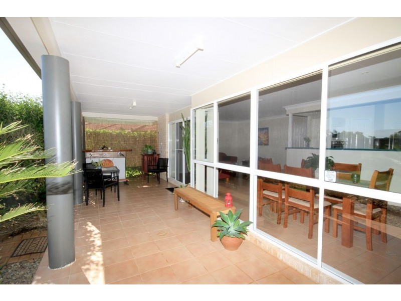 12 Hempstock Street, Glass House Mountains QLD 4518