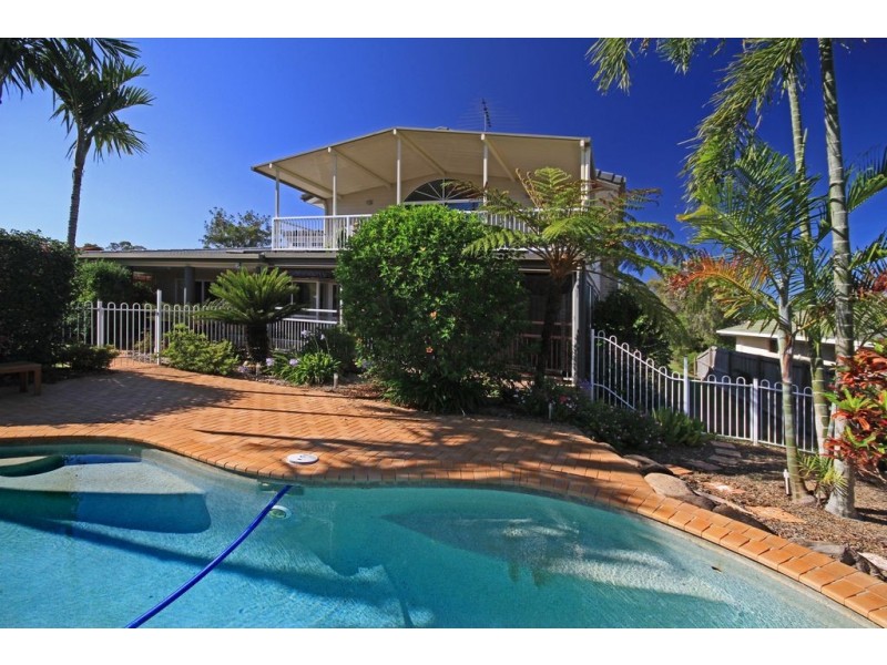 12 Hempstock Street, Glass House Mountains QLD 4518