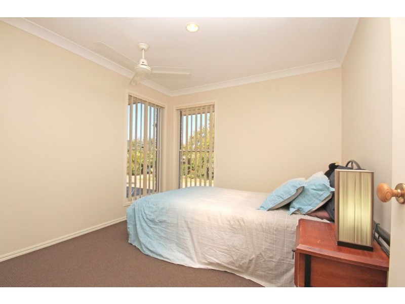 12 Hempstock Street, Glass House Mountains QLD 4518